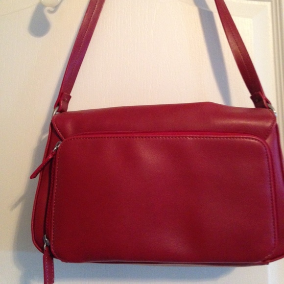 Red Handbag - Picture 2 of 5